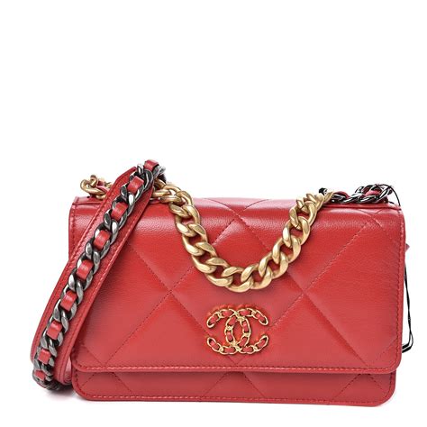 red wallet on chain chanel